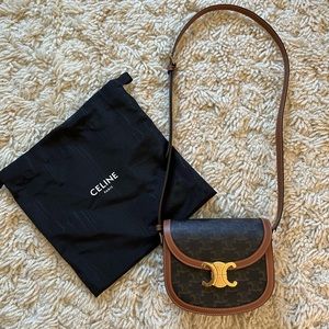 NWT* CELINE TEEN BESACE TRIOMPHE IN TRIOMPHE CANVAS AND CALFSKIN